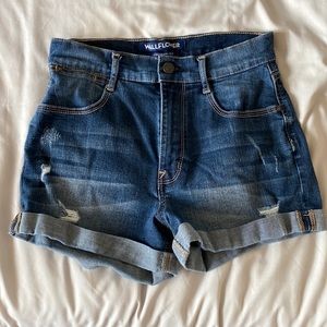 Wallflower legendary fit high waisted denim shorts size 3